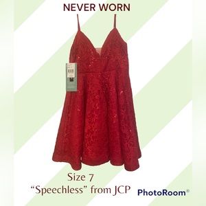 Red lace and sequin dress, junior size 7, JCP “Speechless”, Never Worn